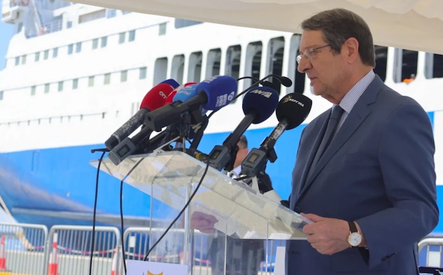 Anastasiades lauds ‘historic’ launch of Cyprus-Greece ferry as Daleela sets sail