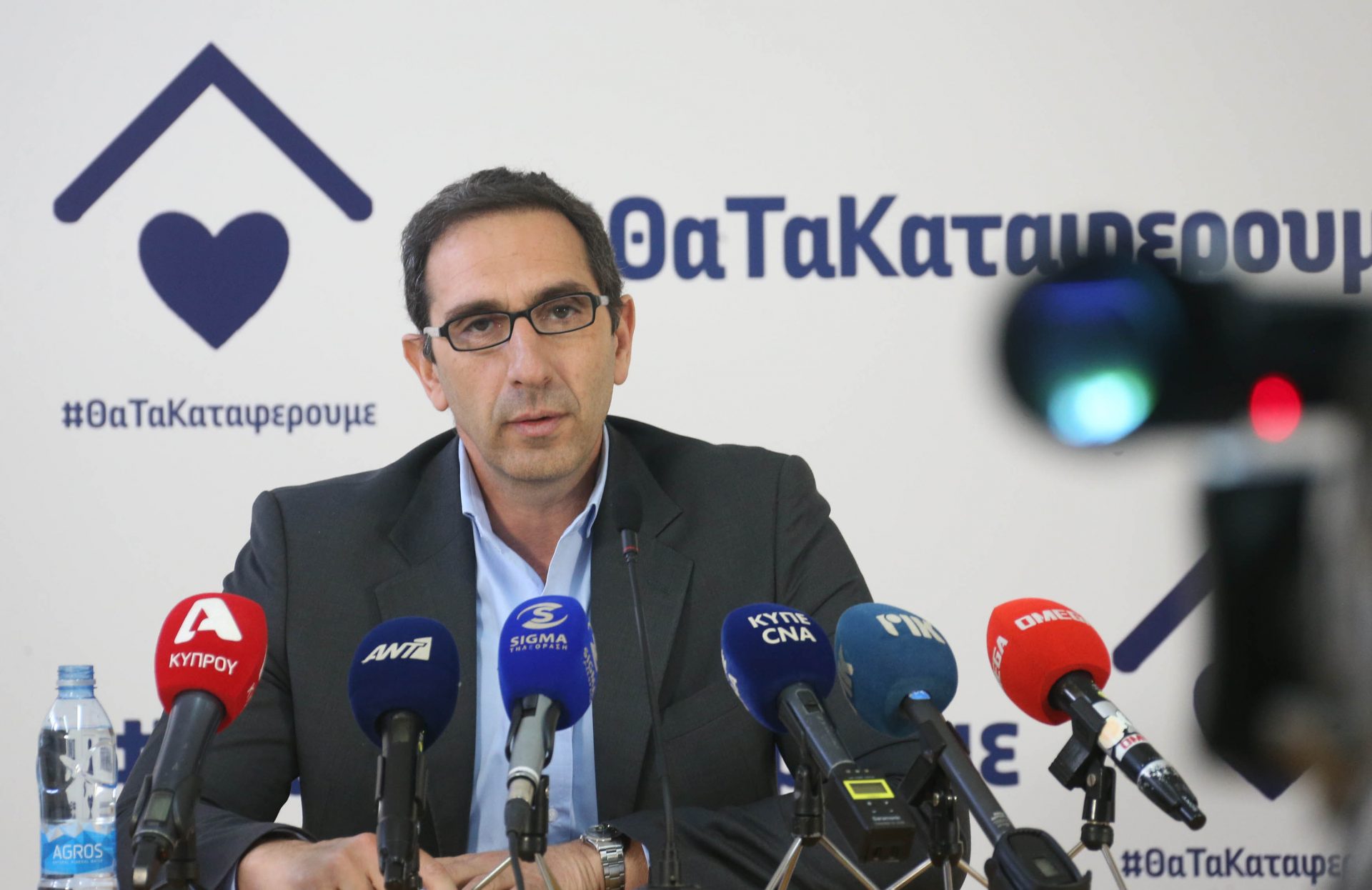 Coronavirus: Other countries experiences must raise the alarm for us says minister