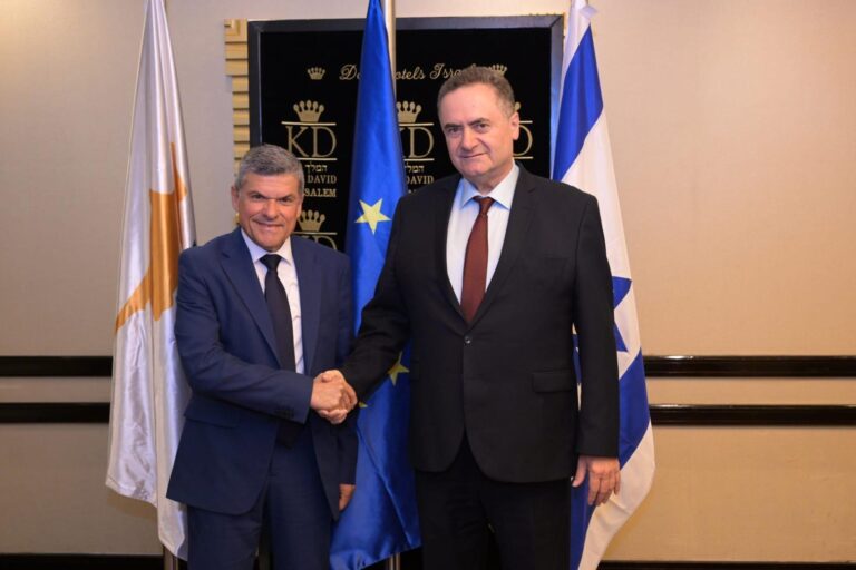Israel wants Cyprus’ excess electricity ‘in a hurry’ minister says