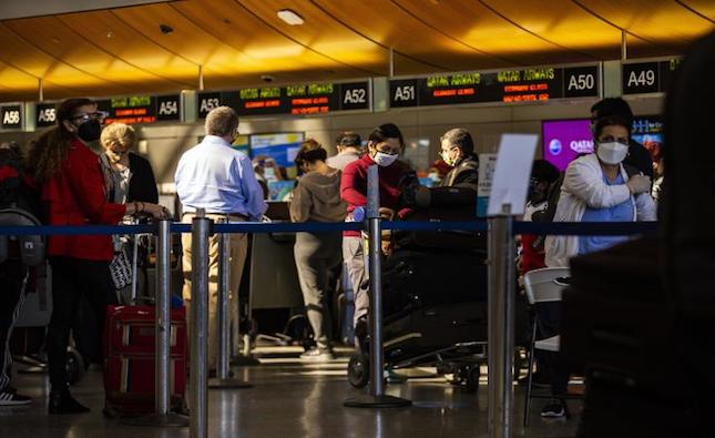 Number of Cypriots travelling abroad records significant annual increase in June 2021