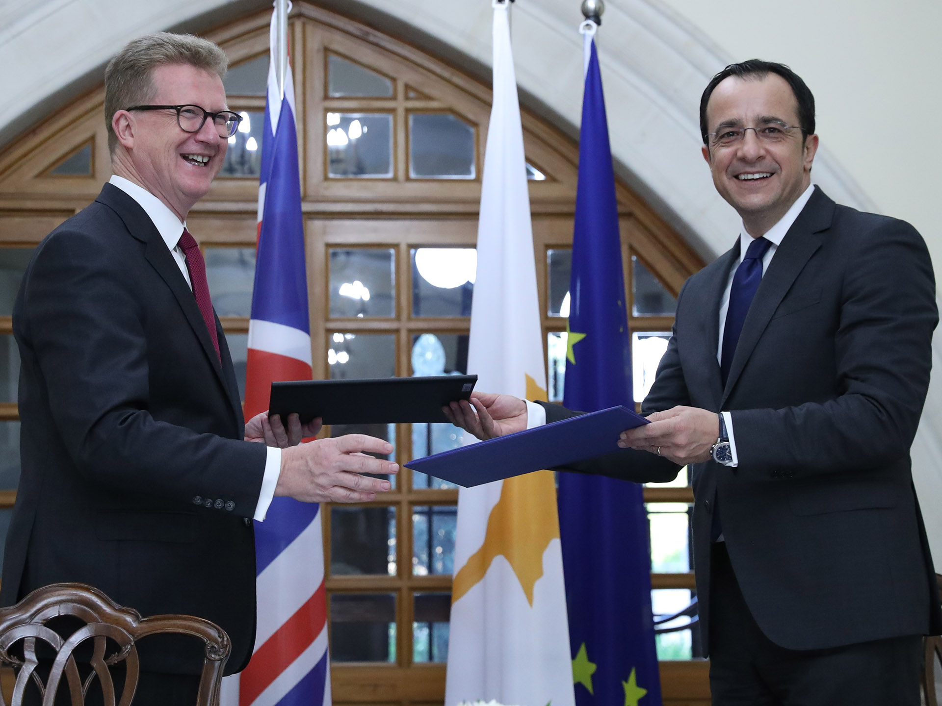 Cypriots on British bases can now develop properties