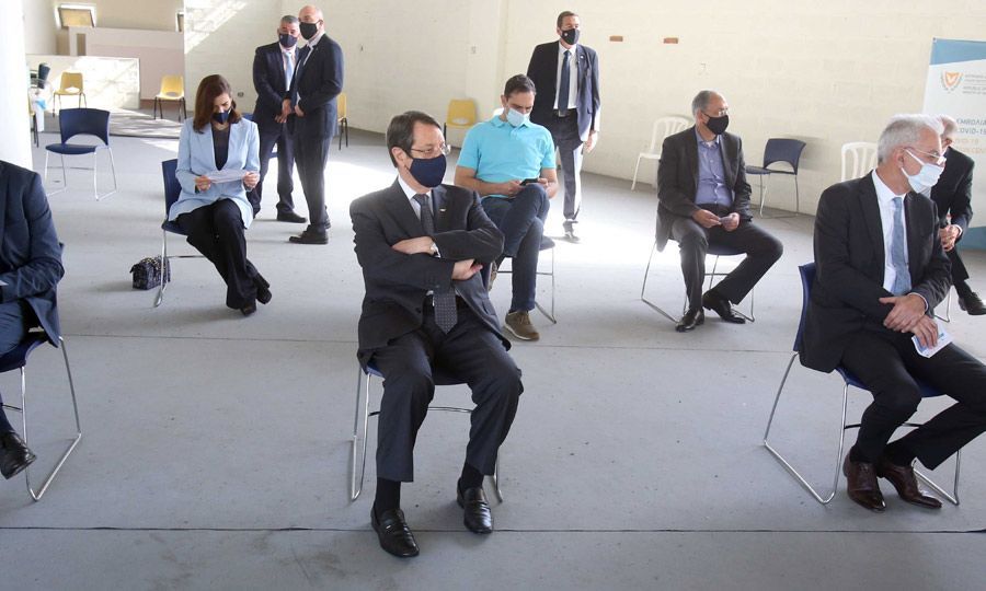 Cypriot Cabinet gets AstraZeneca ‘group shot’