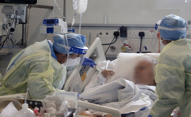 Incentives to be offered to health professionals to help man Covid wards