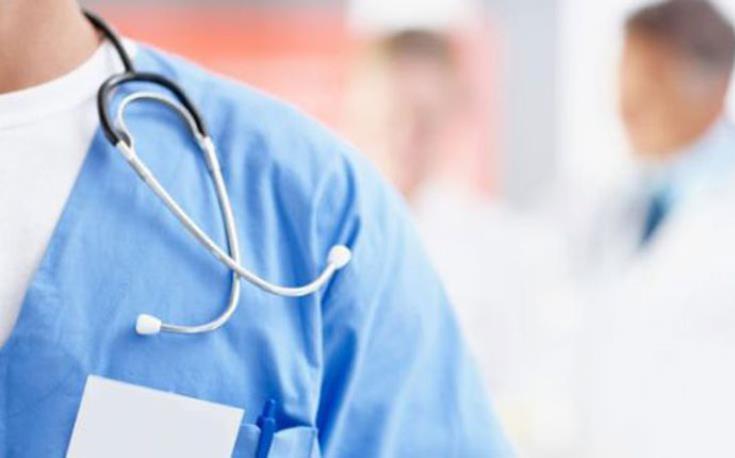 Covid-19: GPs to monitor infected patients