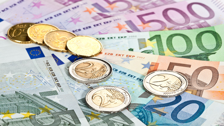 Cyprus banks tighten lending criteria