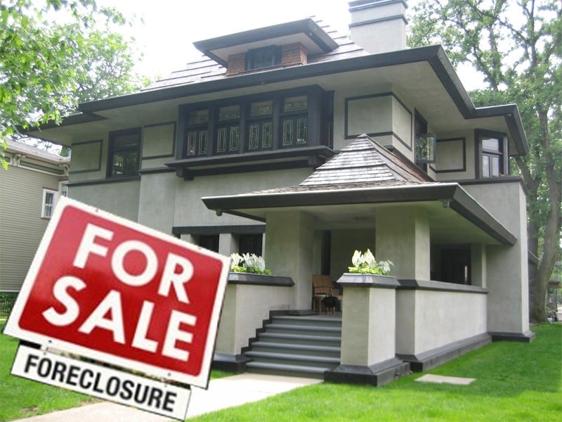 Banks extend freeze on home repossessions