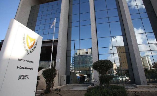 Stick to your social bubble, ministry says