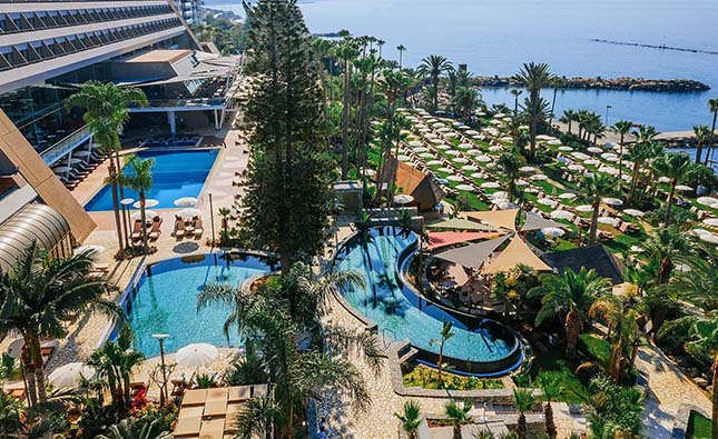 Cyprus hotels eyeing May for reopening doors