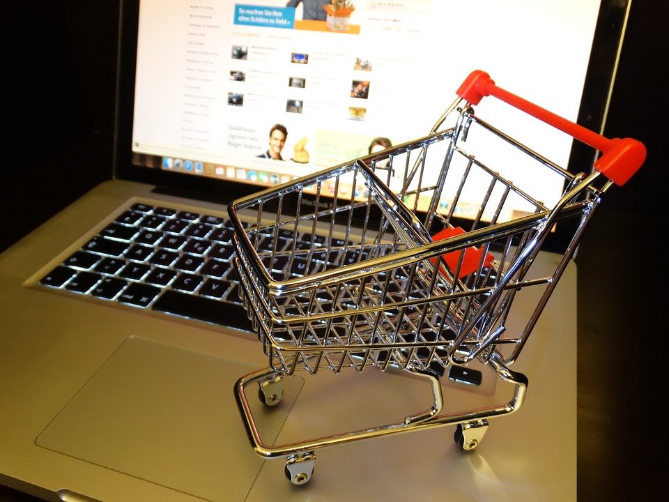 13% of Cyprus businesses report online sales of at least 1% of turnover