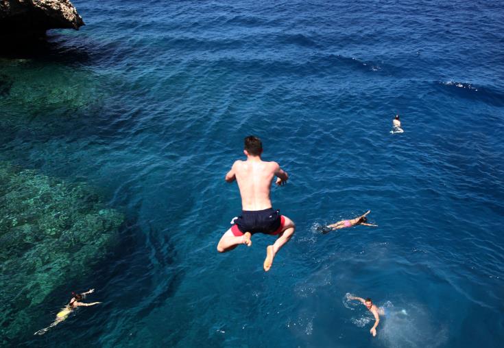 Cyprus in talks with tourism partners amid hopes of July start