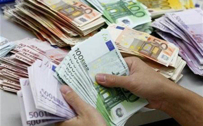 Cyprus borrowing costs continue on downward path