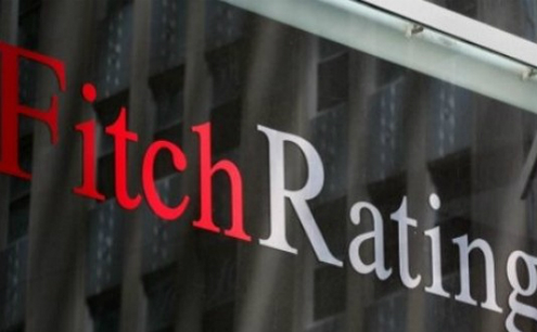 Fitch puts long-term credit rating at B+