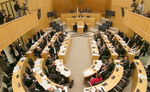 Cyprus parliament approves 2015 budget
