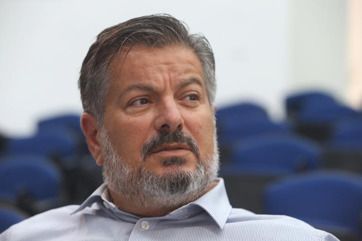 Scientific expert says first COVID vaccines to arrive in Cyprus in December
