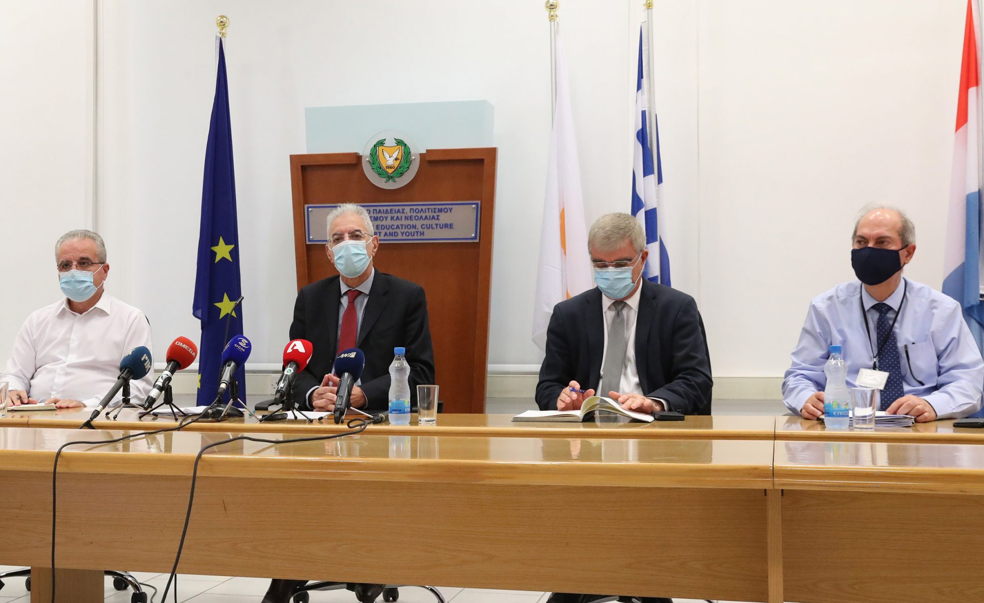Schools to boost Greek language teaching for foreign speakers